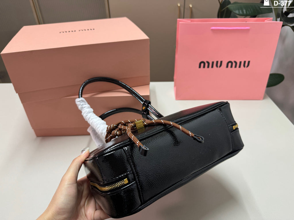 Glossy Black Shoulder Bag with Gold-Tone Zip
