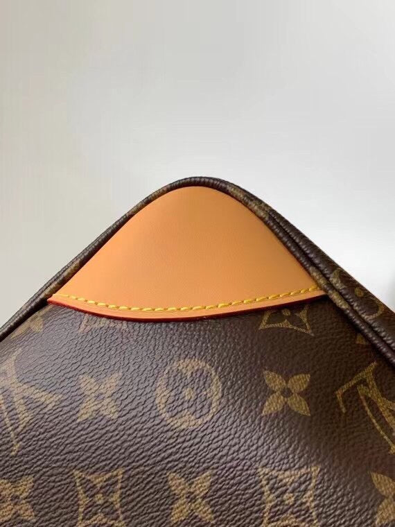 Black Chevron Quilted Shoulder Bag with Gold-Tone Chain